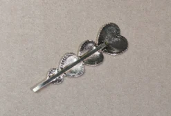 Nicoletta Carlone "Vincentia" Hearts Hair Pin Shop